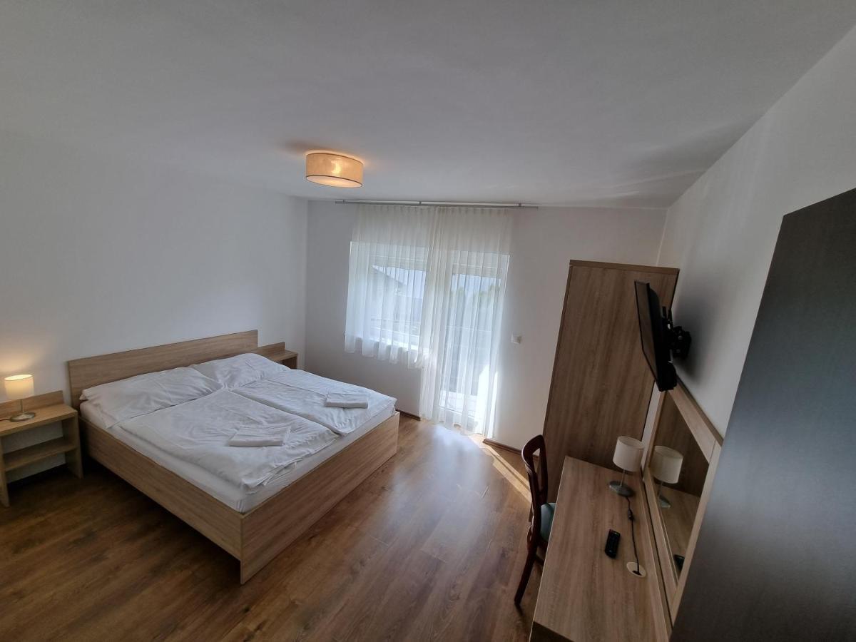Adam Apartmanhaz Σίοφοκ Εξωτερικό φωτογραφία