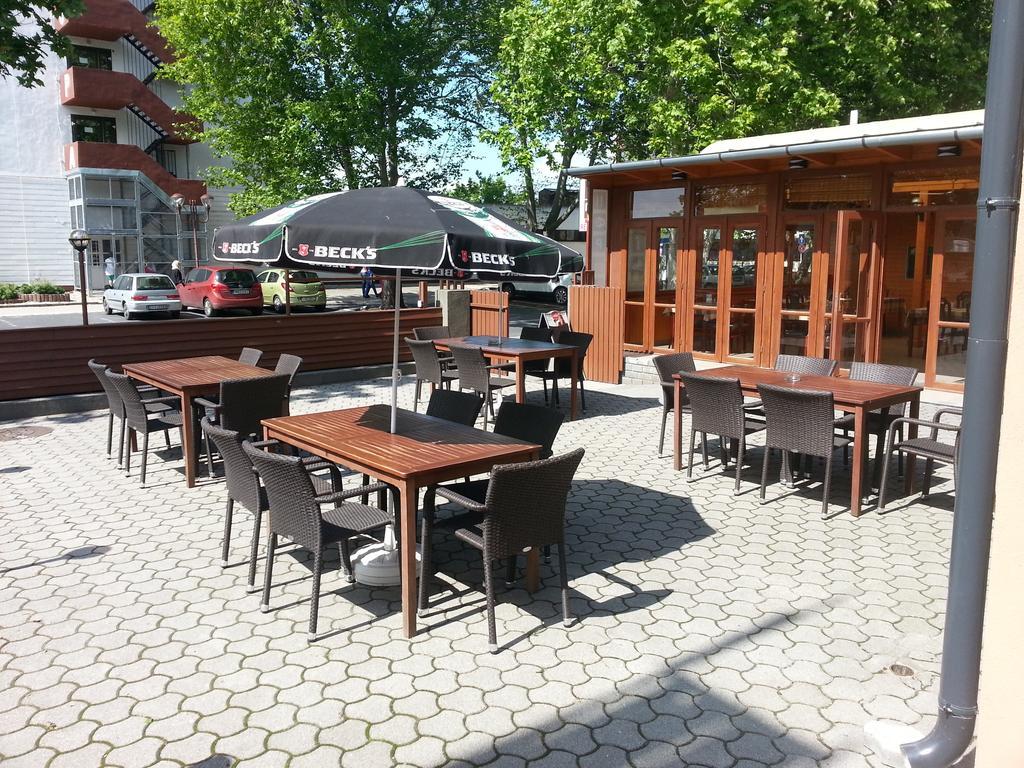 Adam Apartmanhaz Σίοφοκ Εξωτερικό φωτογραφία